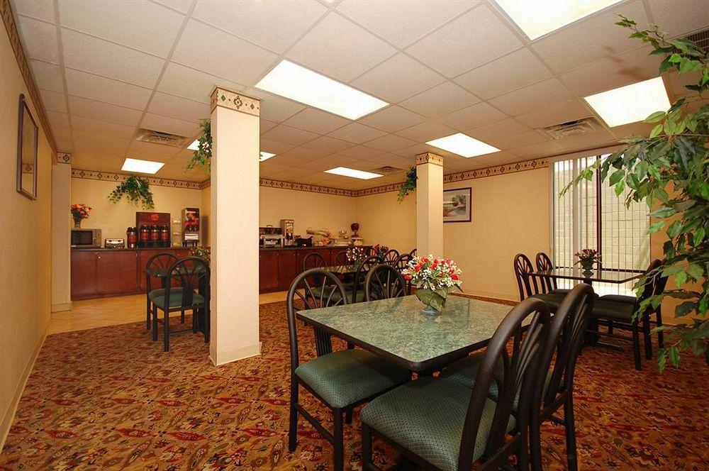 Comfort Suites Columbus State University Area Eksteriør bilde