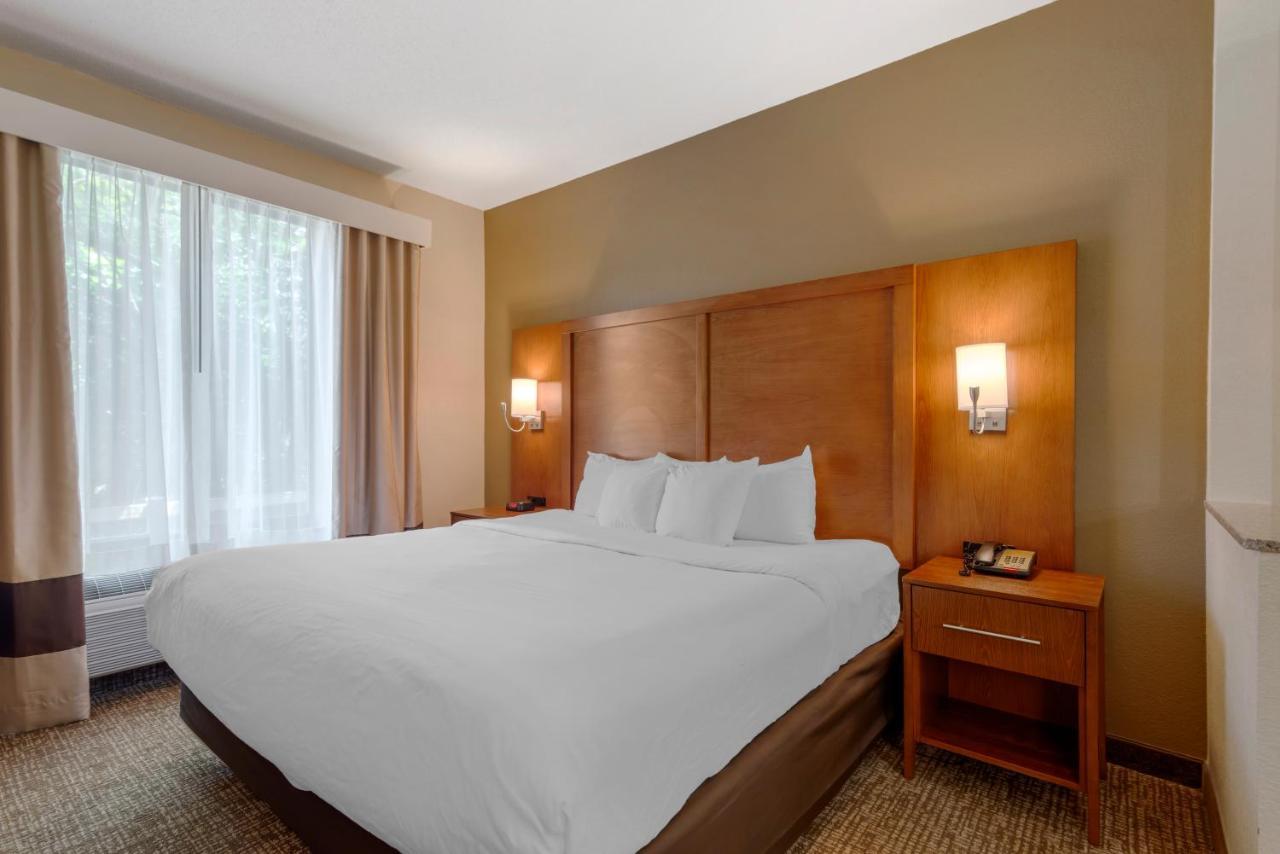Comfort Suites Columbus State University Area Eksteriør bilde