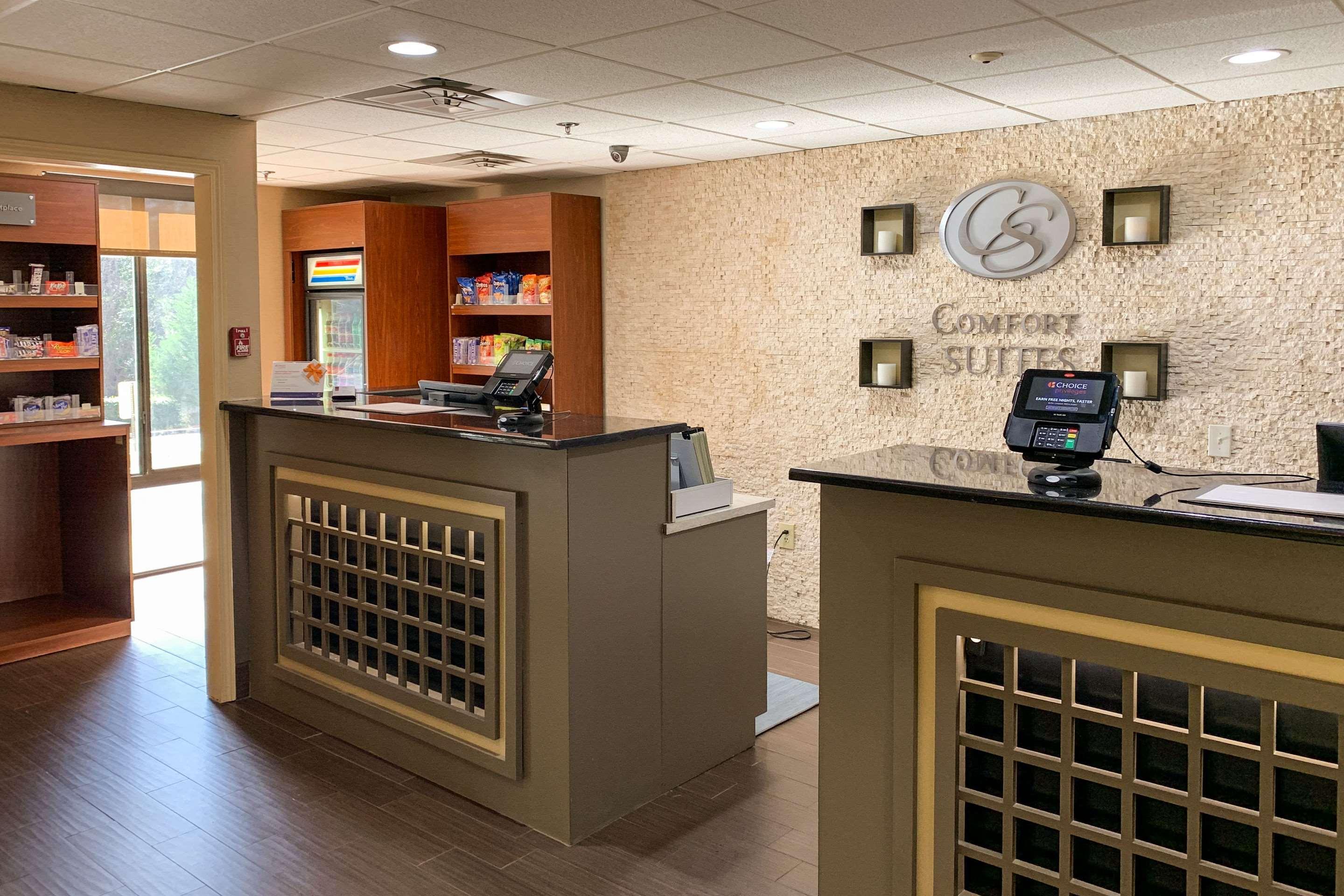 Comfort Suites Columbus State University Area Eksteriør bilde