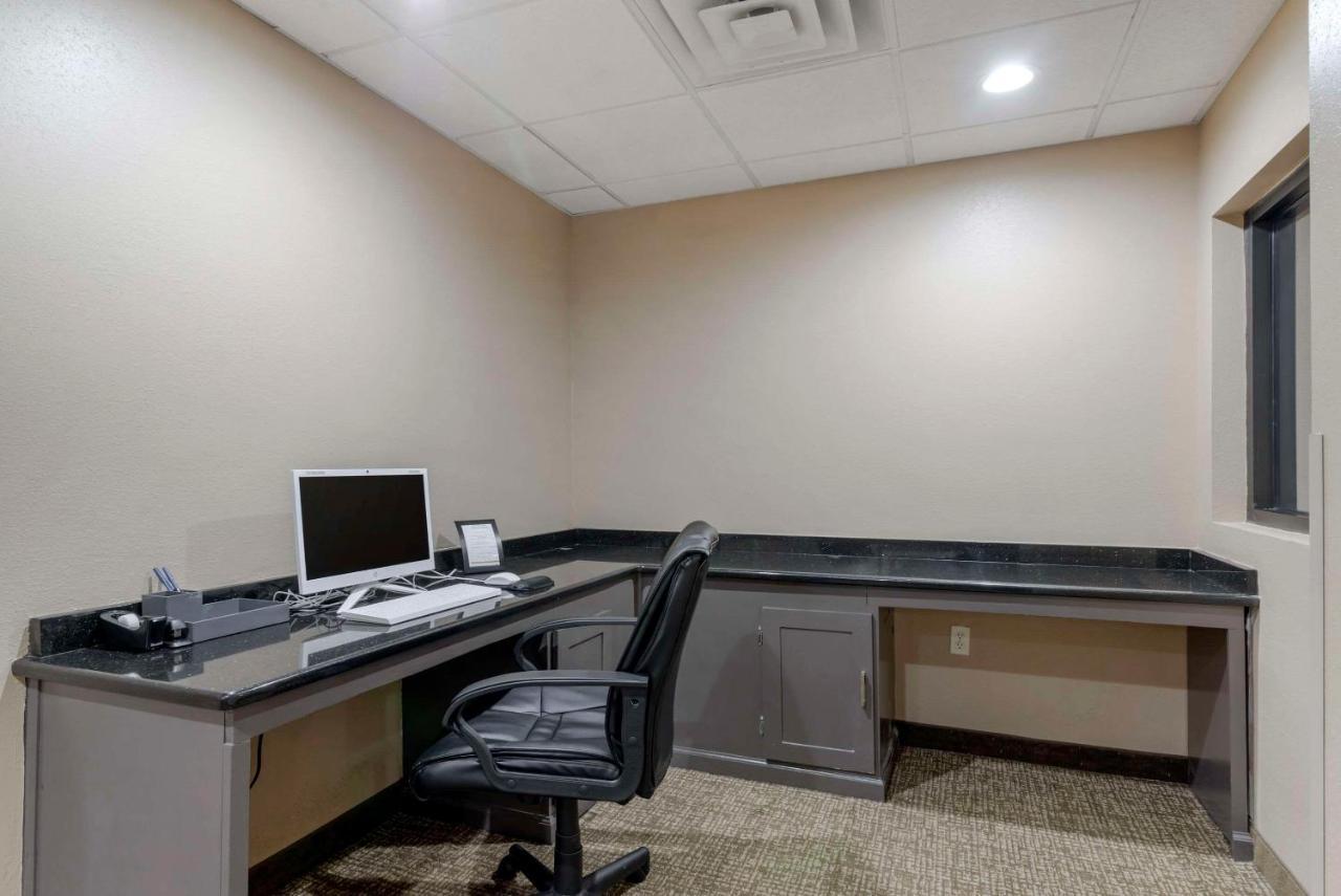 Comfort Suites Columbus State University Area Eksteriør bilde